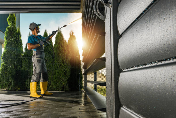 Best Residential Pressure Washing Services  in North Liberty, IA